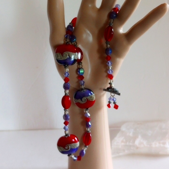 VINTAGE  ITALIAN MURANO ART GLASS TWO COLORS  CARVED DESIGN NECKLACE 25" LONG - Picture 5 of 7